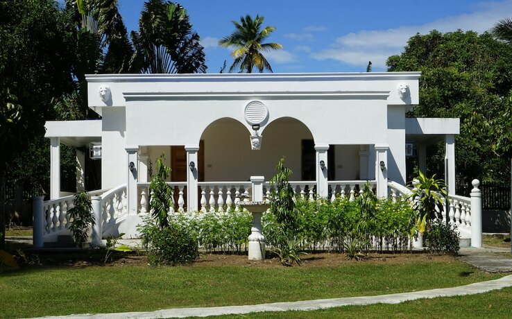 Imagen de la habitación del Hotel Mancion Bakasyunan Resort San Pablo. Foto 18