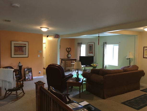 Imagen de los interiores del Hotel Mancos Inn. Foto 16
