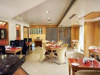 Imagen de la habitación del Hotel Mandakini Castle. Foto 5