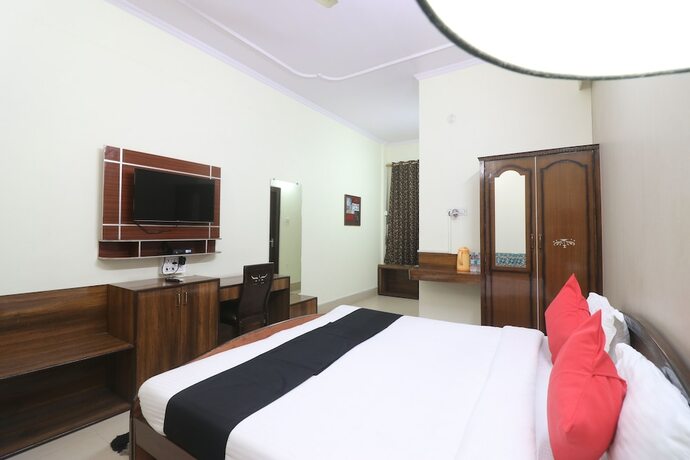 Imagen general del Hotel Mandakini, Pauri. Foto 3