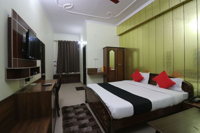 Imagen general del Hotel Mandakini, Pauri. Foto 10