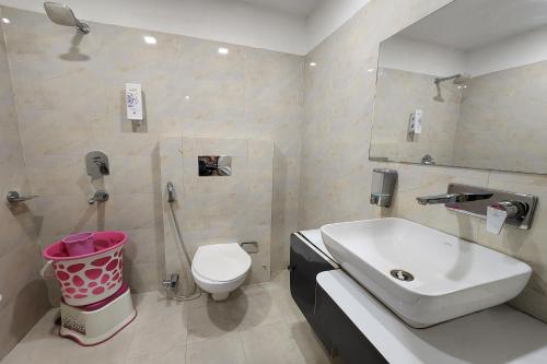 Imagen general del Hotel Mandakini Royale. Foto 3