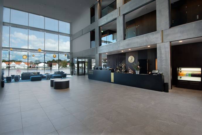 Imagen de los interiores del Hotel Mandal. Foto 16