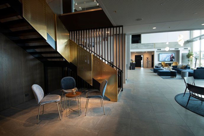 Imagen de los interiores del Hotel Mandal. Foto 19