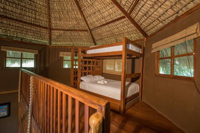 Imagen de la habitación del Hotel Mandala Eco Villas. Foto 5