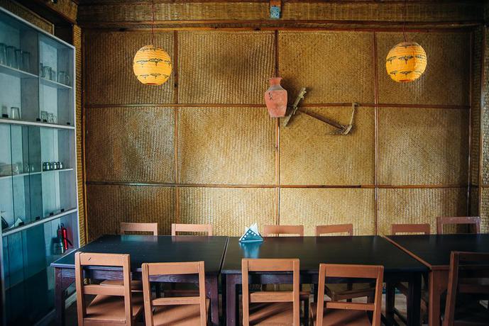 Imagen del bar/restaurante del Hotel Mandala. Foto 2