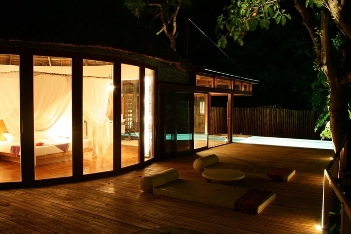 Imagen de la habitación del Hotel Mandala Spa And Villas. Foto 7