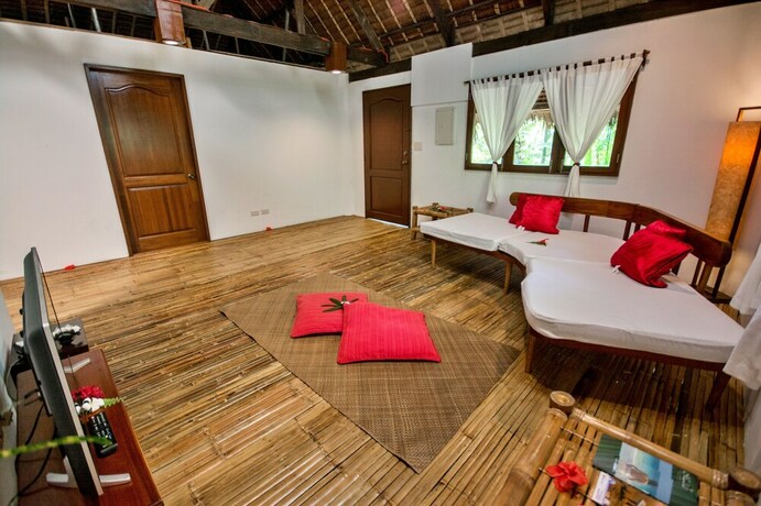 Imagen de la habitación del Hotel Mandala Spa and Resort Villas. Foto 26