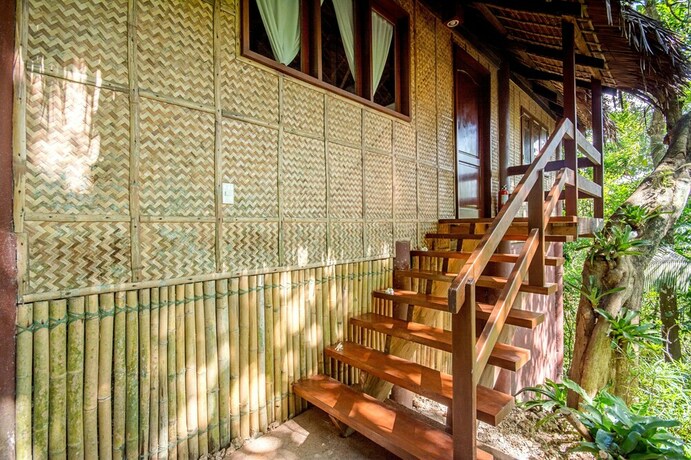 Imagen de la habitación del Hotel Mandala Spa and Resort Villas. Foto 39