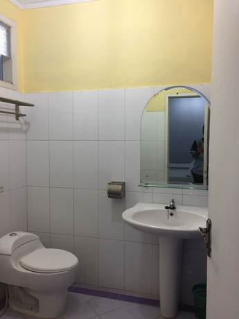 Imagen de la habitación del Hotel Mandalawangi. Foto 17