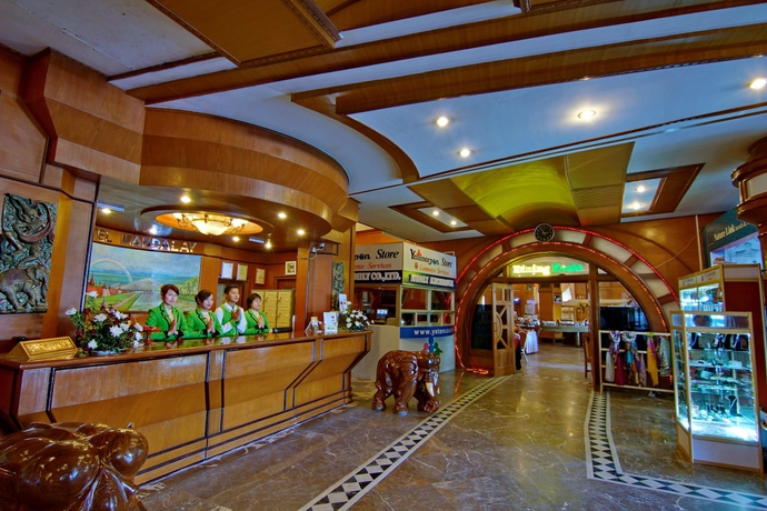 Imagen de los interiores del Hotel Mandalay Hotel. Foto 19