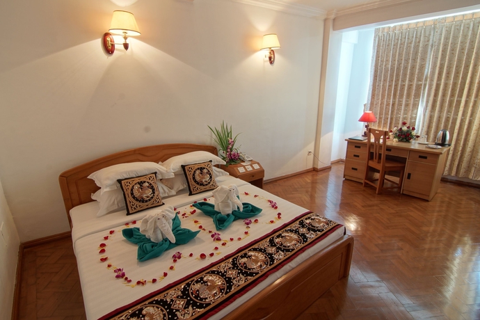 Imagen de la habitación del Hotel Mandalay Hotel. Foto 11