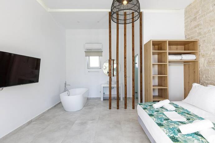 Imagen general del Hotel Mandana Villa - With Private Pool Jacuzzi. Foto 2