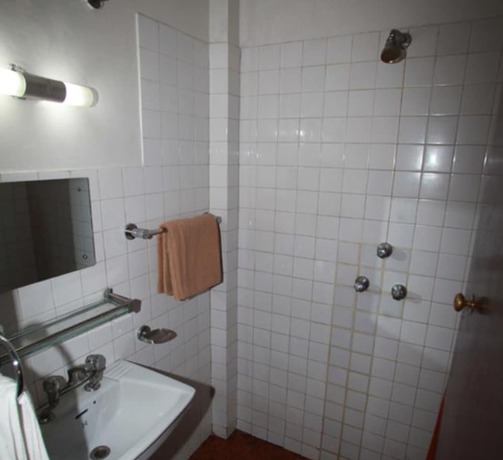 Imagen de la habitación del Hotel Mandap. Foto 7