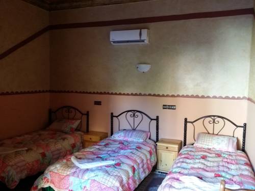 Imagen de la habitación del Hotel Mandar Saghrou Tazakht. Foto 2