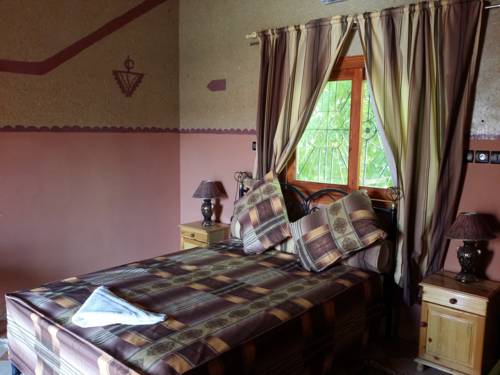 Imagen de la habitación del Hotel Mandar Saghrou Tazakht. Foto 6