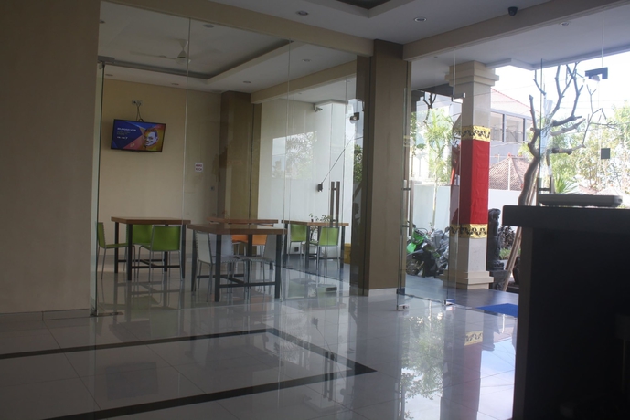 Imagen de los interiores del Hotel Mandari. Foto 13