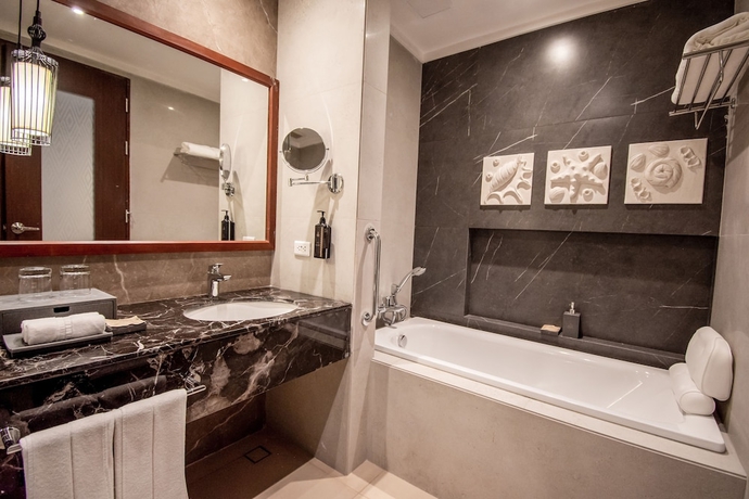 Imagen de la habitación del Hotel Mandarin Bay Resort And Spa. Foto 18