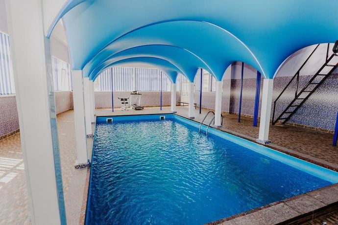 Imagen de la piscina del Hotel Mandarin. Foto 20