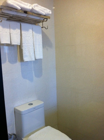 Imagen de la habitación del Hotel Mandarin, Kota Kinabalu. Foto 4