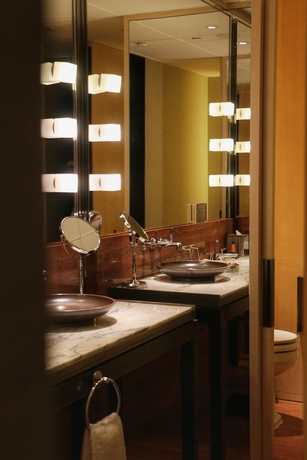 Imagen de la habitación del Hotel Mandarin Oriental, Guangzhou. Foto 12