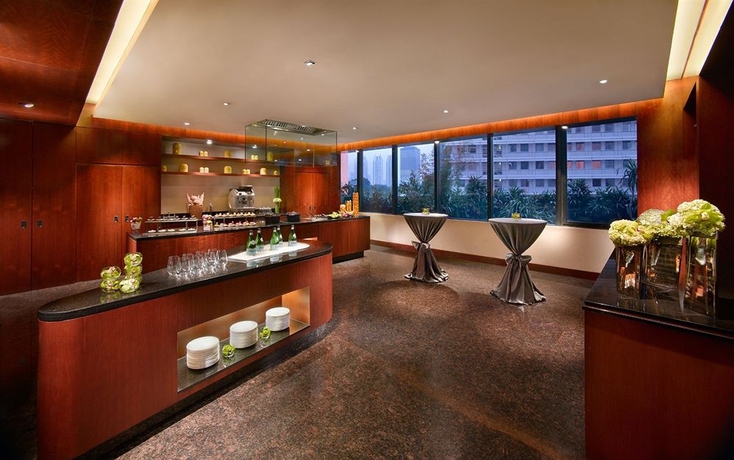 Imagen del bar/restaurante del Hotel Mandarin Oriental Jakarta. Foto 3