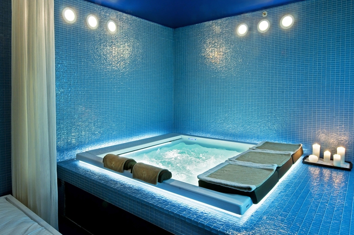 Imagen de la piscina del Hotel Mandarin Oriental, Lago di Como. Foto 11