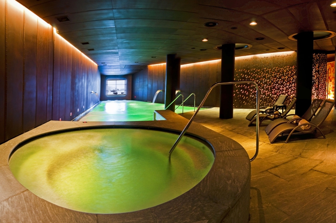 Imagen de la piscina del Hotel Mandarin Oriental, Lago di Como. Foto 12