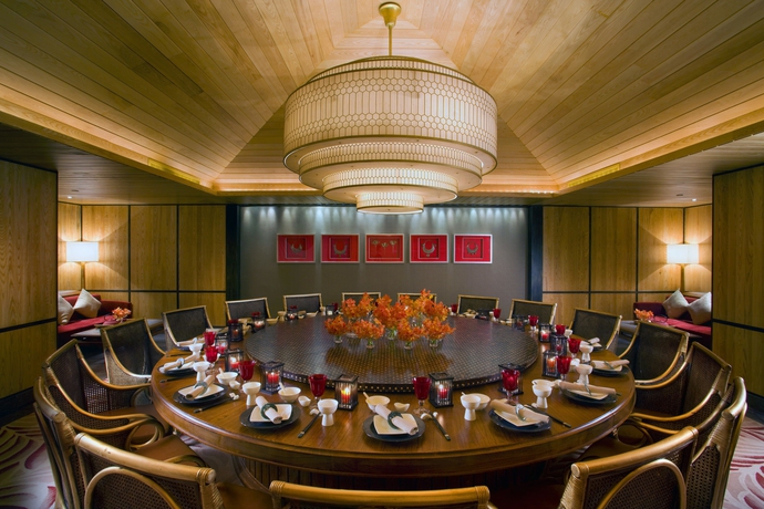 Imagen del bar/restaurante del Hotel Mandarin Oriental, Sanya. Foto 7