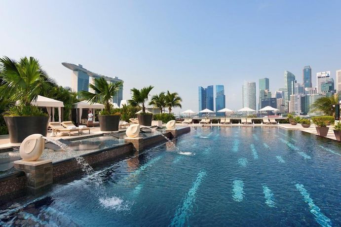 Imagen de la piscina del Hotel Mandarin Oriental, Singapore (sg Clean). Foto 20