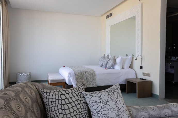 Imagen de la habitación del Hotel Mandarin Palace. Foto 11