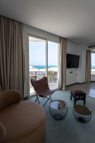 Imagen de la habitación del Hotel Mandarin Palace. Foto 14