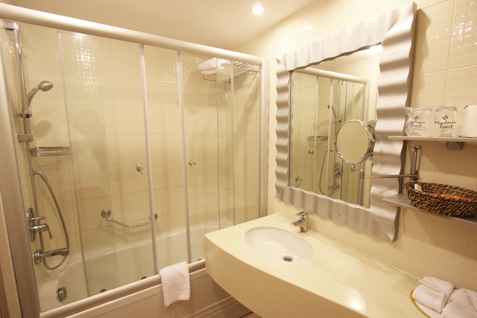 Imagen de la habitación del Hotel Mandarin Resort and Spa. Foto 12