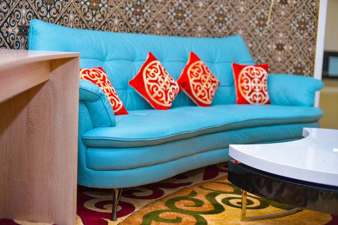 Imagen de la habitación del Hotel Mandarin and Fitness Center. Foto 8