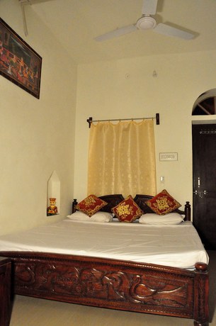 Imagen de la habitación del Hotel Mandawa Palace. Foto 11
