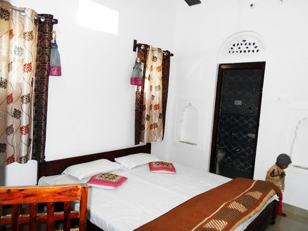 Imagen de la habitación del Hotel Mandawa Palace. Foto 13