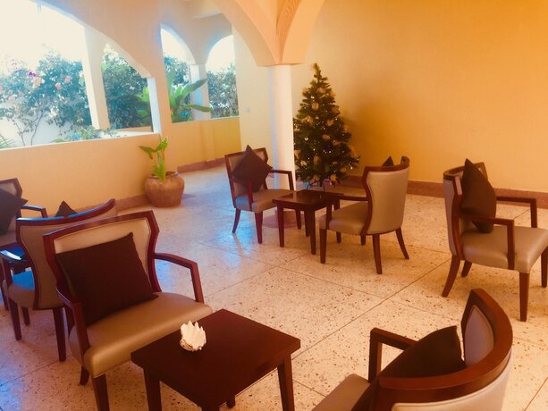 Imagen del bar/restaurante del Hotel Mandhari Villa. Foto 14