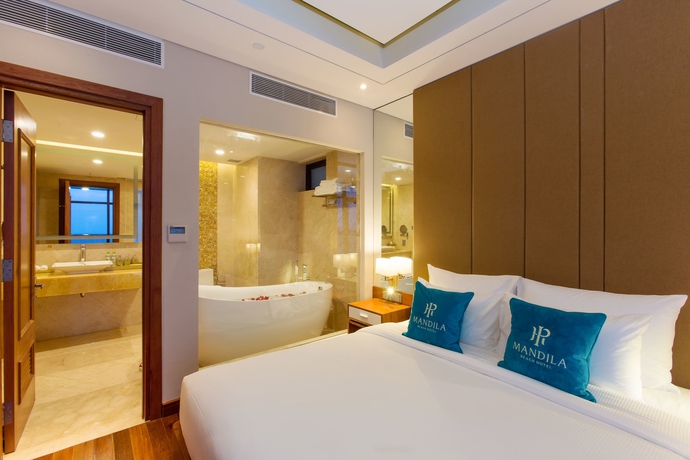 Imagen de los exteriores del Hotel Mandila Beach Danang. Foto 18