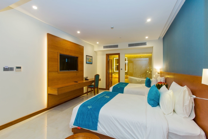 Imagen de la habitación del Hotel Mandila Beach Danang. Foto 17
