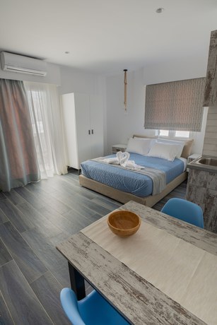 Imagen de la habitación del Hotel Mandilaras Village. Foto 18