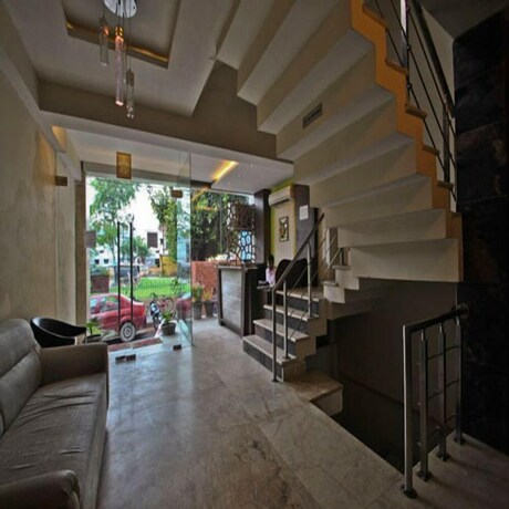Imagen de los interiores del Hotel Mandiram. Foto 28