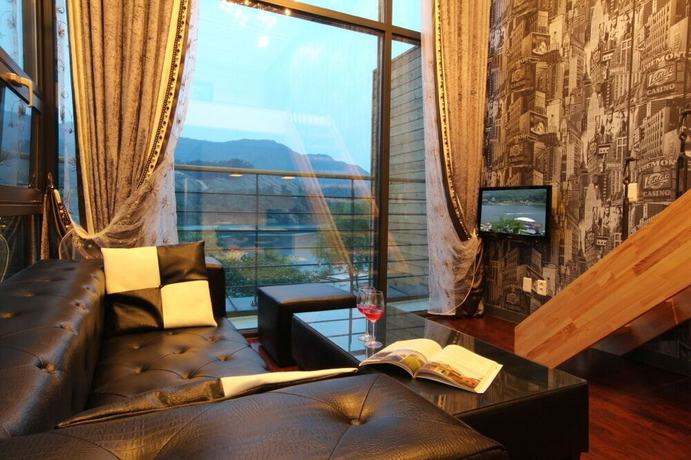 Imagen de la habitación del Hotel Mandm Pension. Foto 11