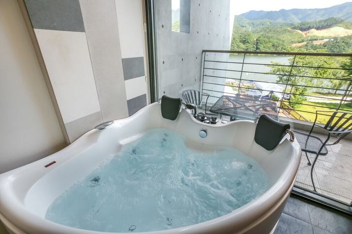 Imagen de la habitación del Hotel Mandm Pension. Foto 19