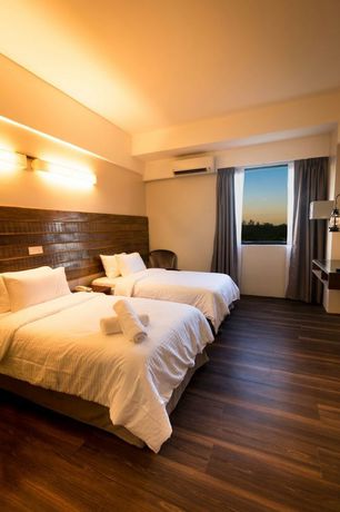 Imagen de los exteriores del Hotel Mandurah. Foto 14