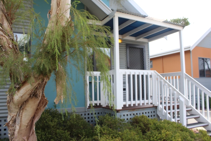 Imagen de los exteriores del Hotel Mandurah Ocean Marina Chalets. Foto 10