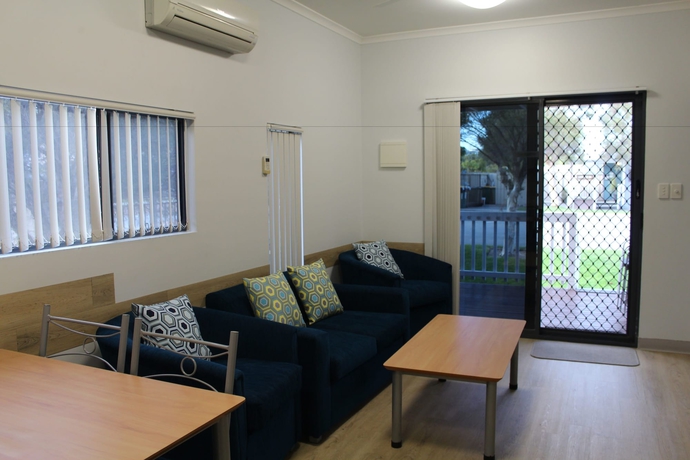 Imagen de los interiores del Hotel Mandurah Ocean Marina Chalets. Foto 15
