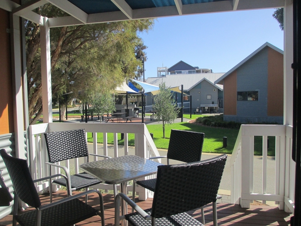 Imagen de la habitación del Hotel Mandurah Ocean Marina Chalets. Foto 5