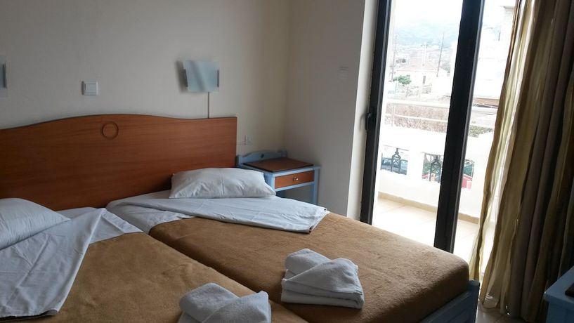 Imagen de la habitación del Hotel Mandy Suites. Foto 10