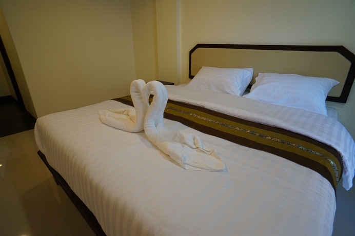 Imagen de la habitación del Hotel Manee At Cool Mueang. Foto 11