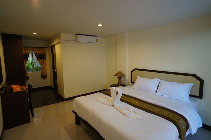 Imagen de la habitación del Hotel Manee At Cool Mueang. Foto 12